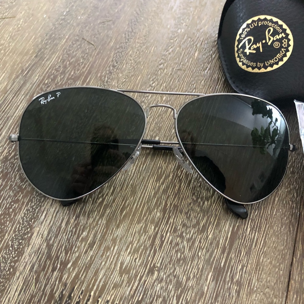 BRAND NEW RAY BAN AVIATORS, NEVER WORN